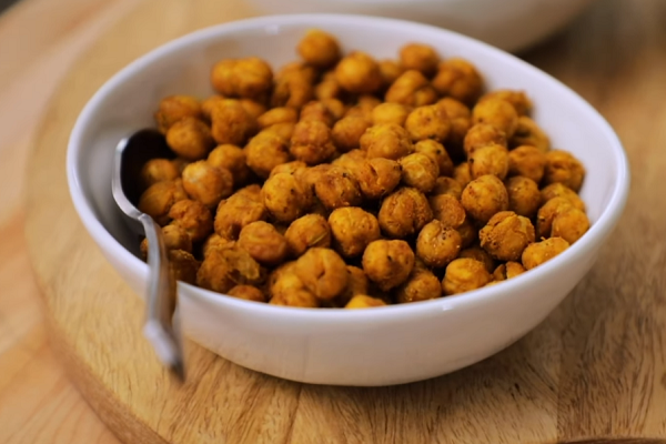 Vegan Snacks Roasted Chickpeas