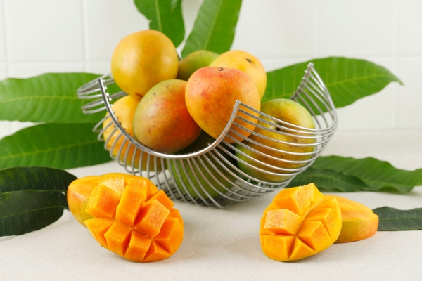 The Benefits of Mango Smoothies