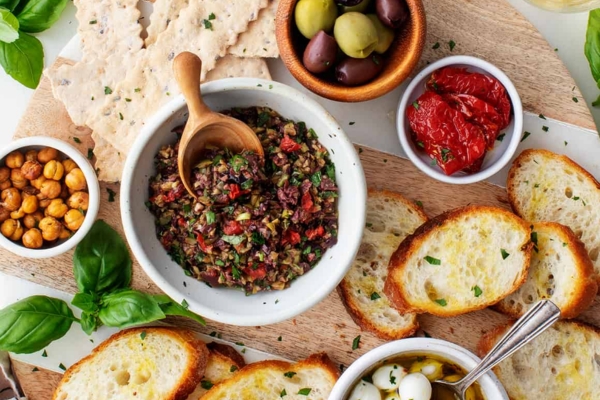 What to Eat Olive Tapenade With